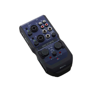 Zoom U-44 - interfaccia audio USB 4in/4out